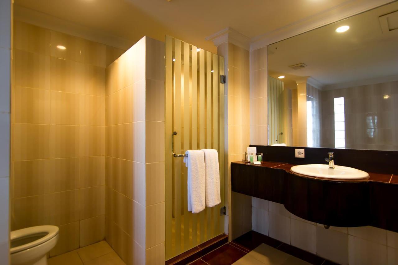 Champlung Mas Hotel Legian Ngoại thất bức ảnh